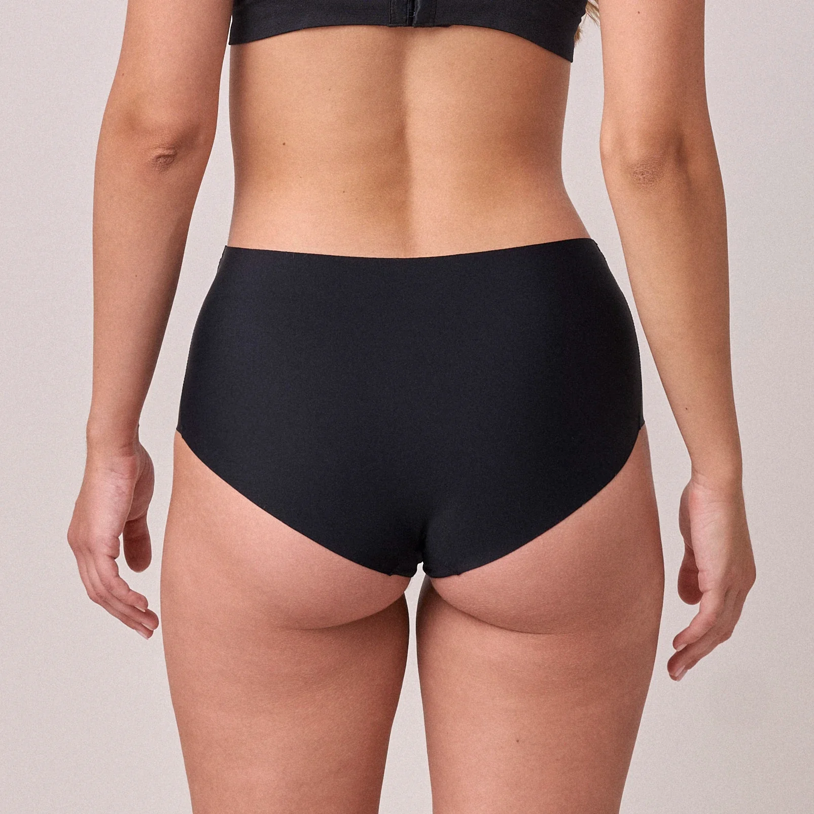 High Waist Hipster Panties Seamless | Schwarz - Image 3