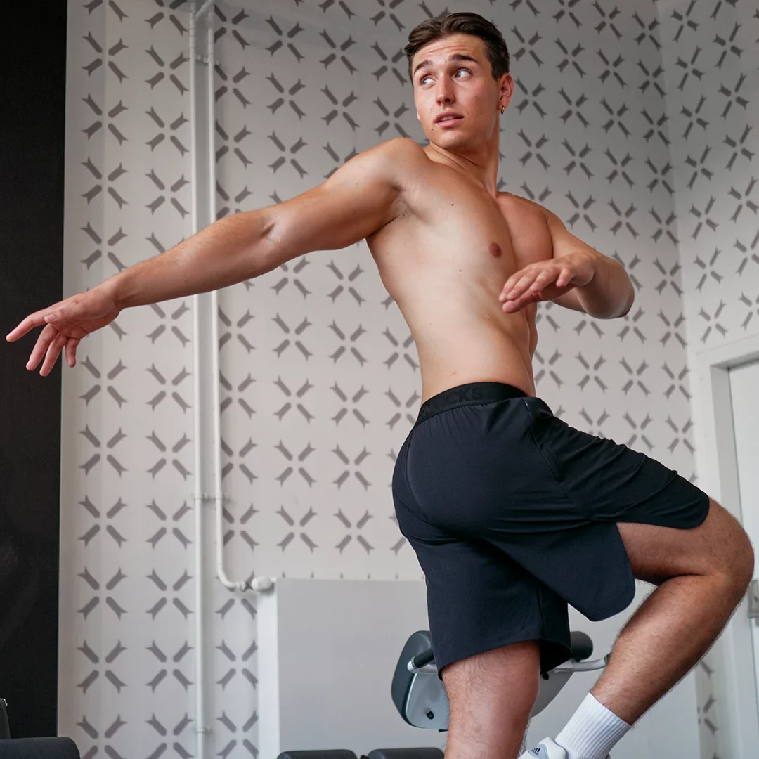 Kurze Sporthose mit Logo Herren | Schwarz - Image 7